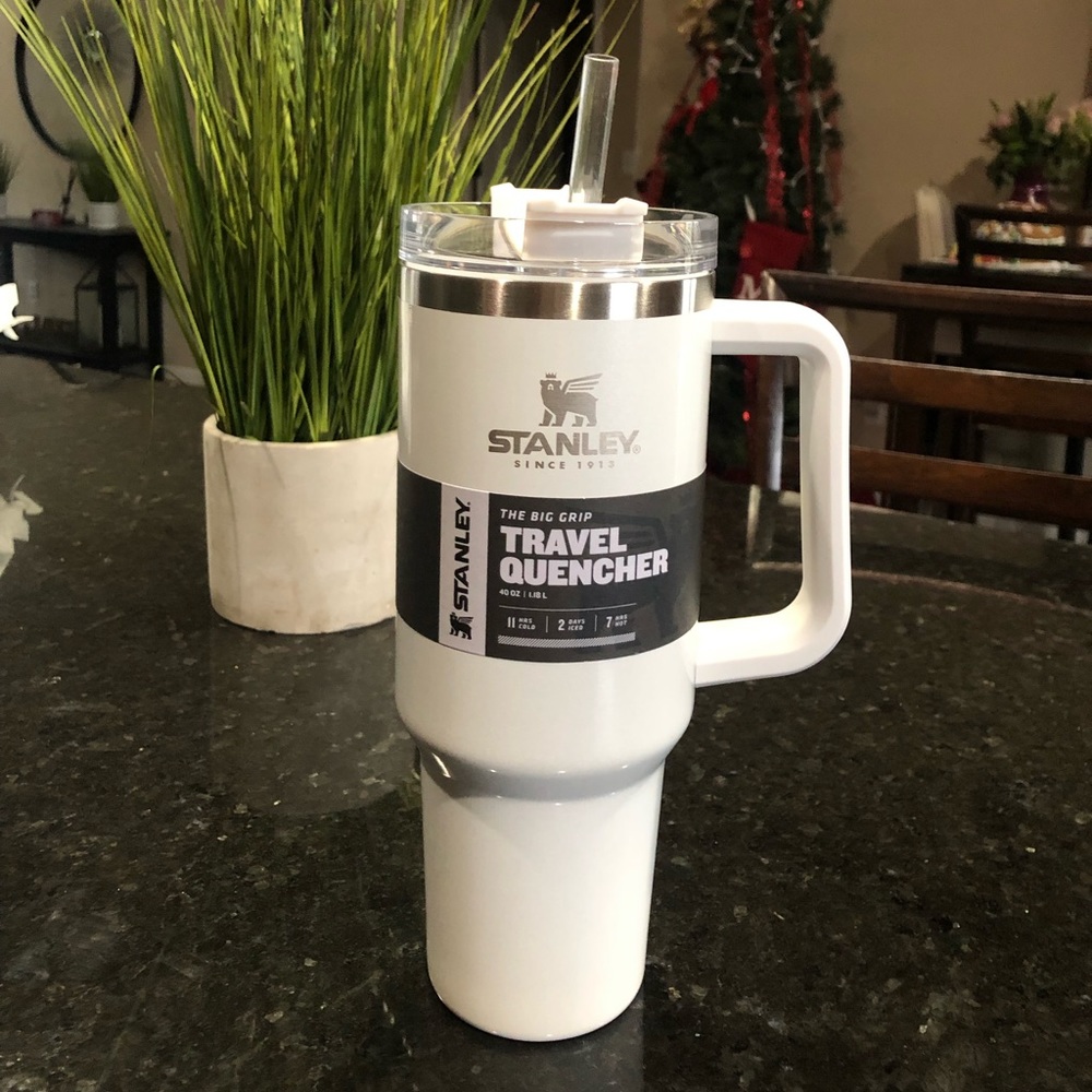 White Stanley cup with straw and handle